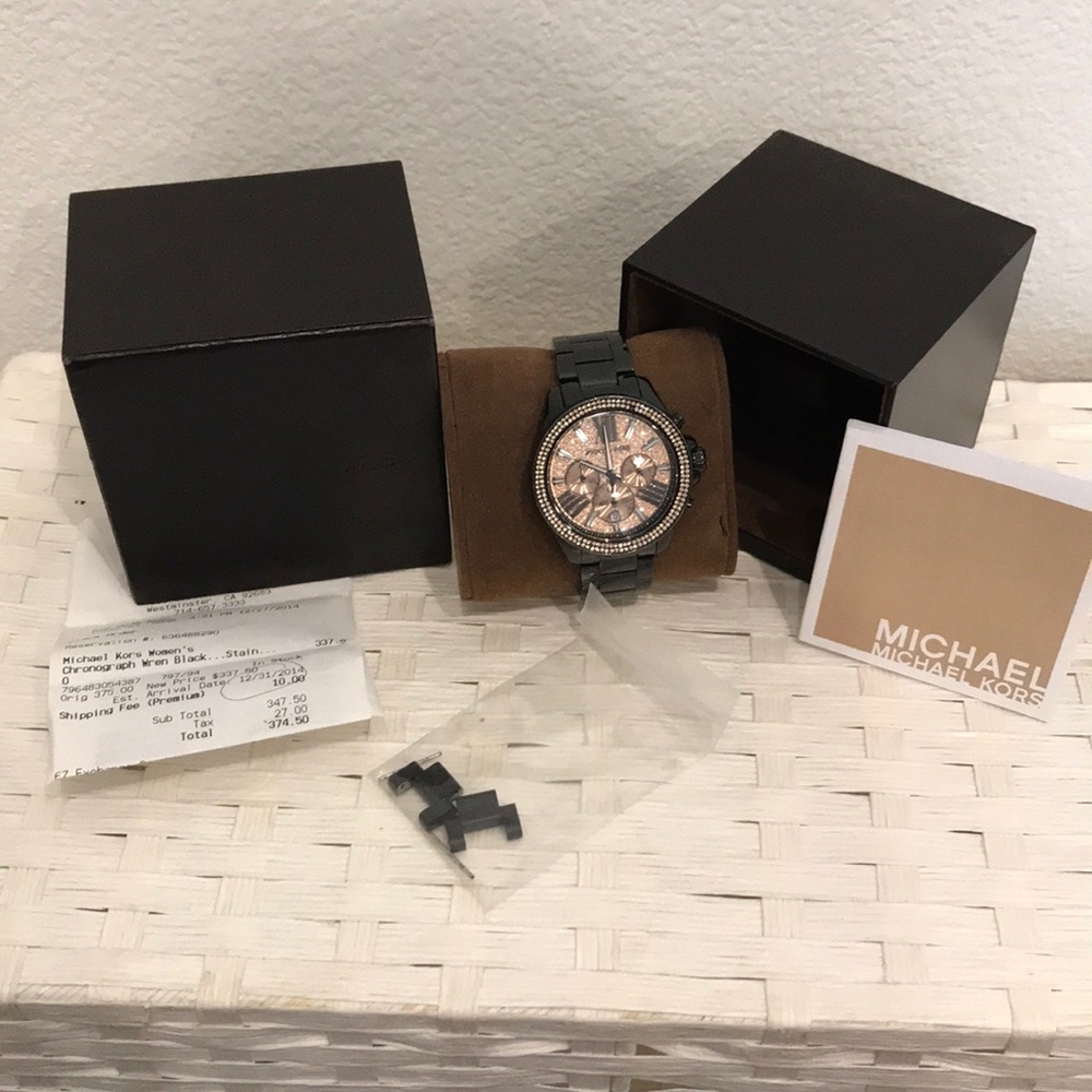 LAST CHANCE! Gorgeous Michael Kors Watch